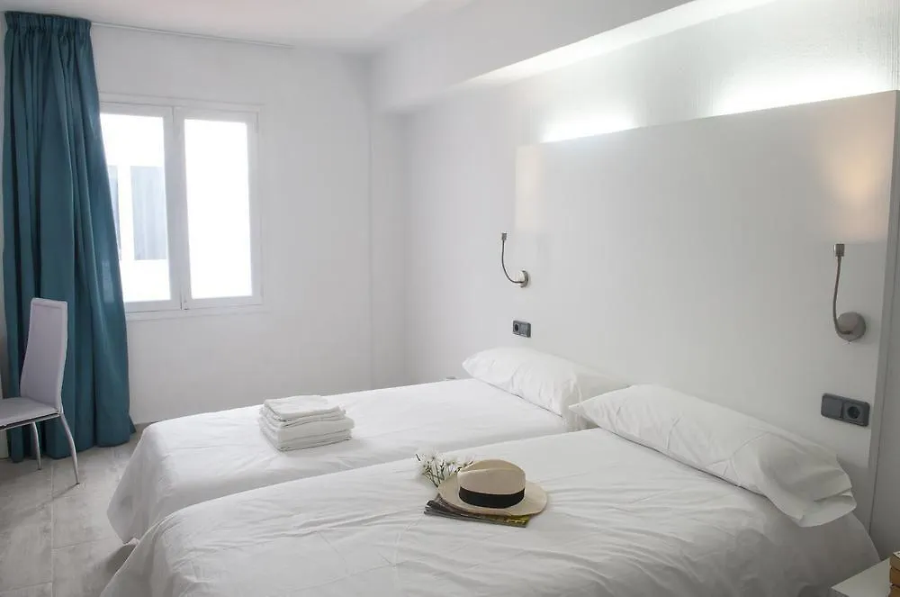 Hostal Boho By Kenkohotels Cala Ratjada  2*, Cala Ratjada (Mallorca) Spain