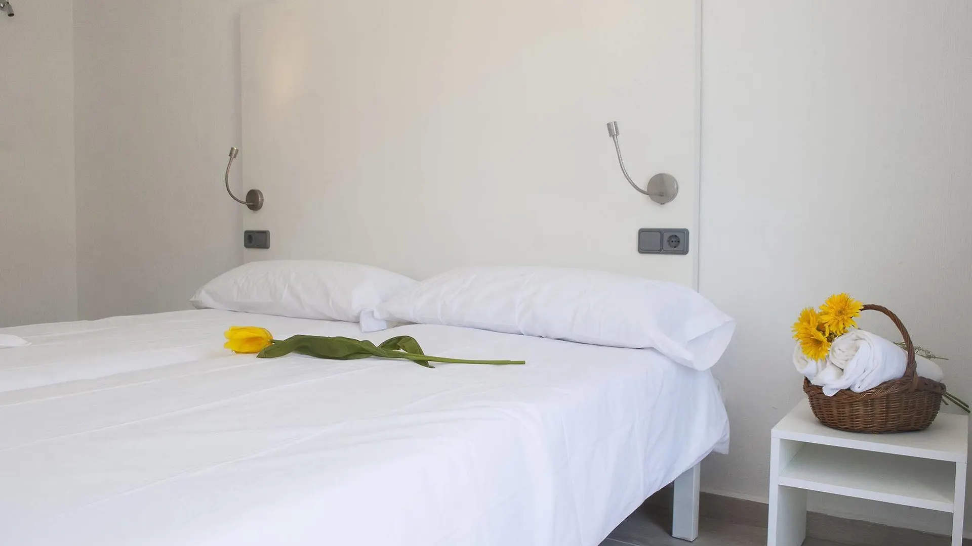 Hotel Hostal Boho By Kenkohotels Cala Ratjada