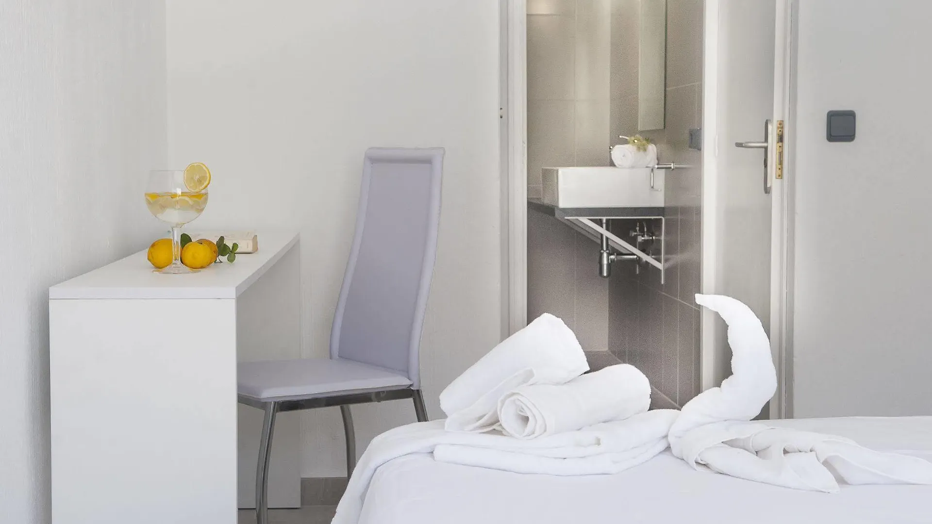 Hostal Boho By Kenkohotels Cala Ratjada  Hotel Cala Ratjada (Mallorca)