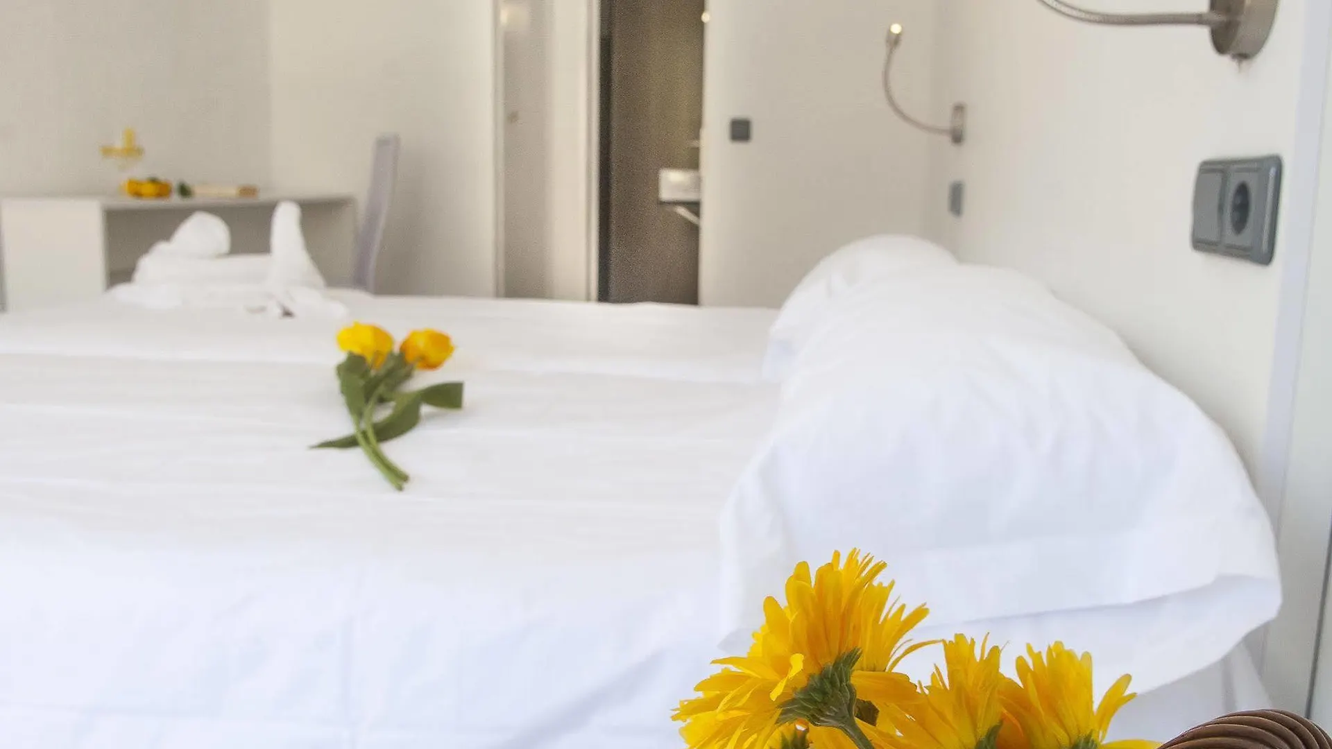 Hostal Boho By Kenkohotels Cala Ratjada  Cala Ratjada (Mallorca)